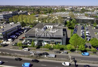 Plus de détails pour Commerce de détail, Industriel à louer