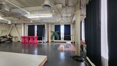 7485 W Azure Dr, Las Vegas, NV à louer Photo intérieure- Image 1 de 4