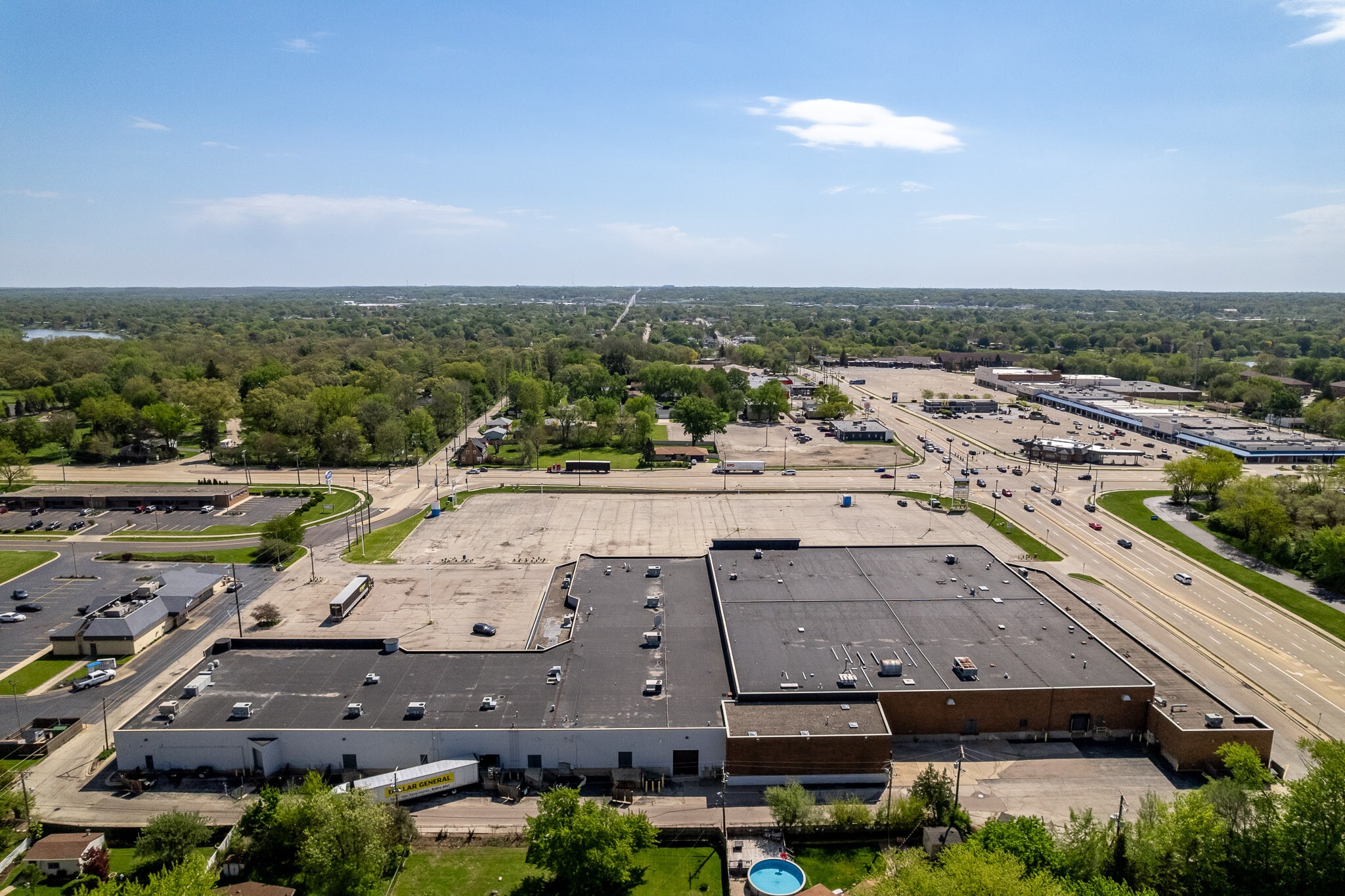 3702-3748 N Main St, Rockford, IL for lease Primary Photo- Image 1 of 24