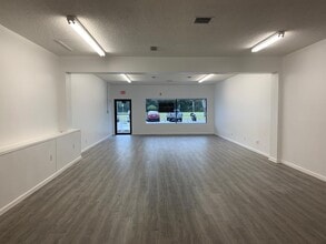 2311-2349 S Ridgewood Ave, Edgewater, FL for lease Interior Photo- Image 1 of 4