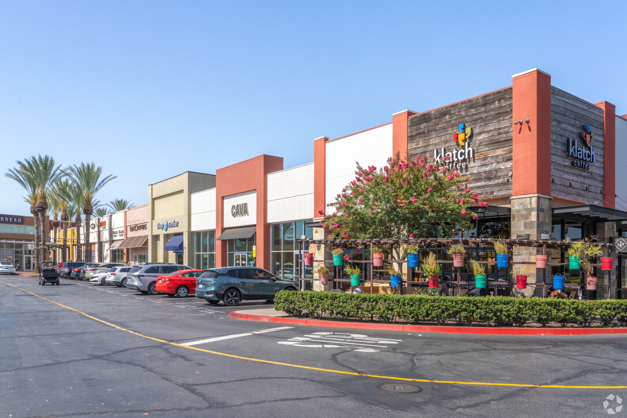 13865 City Center Dr, Chino Hills, CA à vendre Photo principale- Image 1 de 5