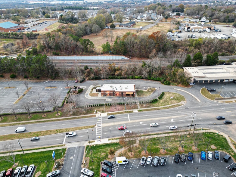 9300 South Blvd, Charlotte, NC for sale - Aerial - Image 1 of 6