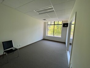 7 W Broad St, Mount Vernon, NY for lease Interior Photo- Image 2 of 4