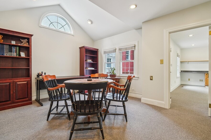 34 Park St, Montclair, NJ for lease - Interior Photo - Image 3 of 5