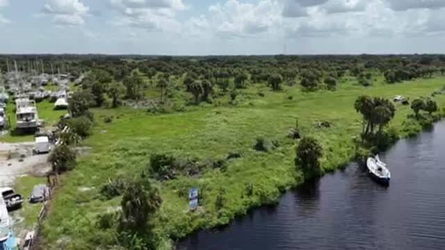 1000 Palomino dr, Moore Haven, FL à vendre - Vidéo sur l’inscription commerciale - Image 2 de 3