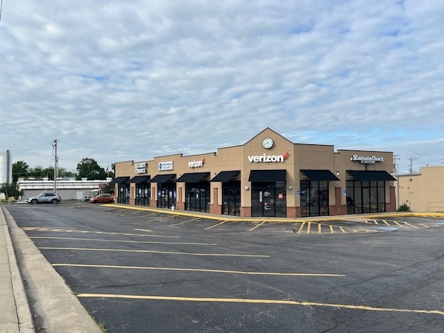 122-130 Corum Rd, Excelsior Springs, MO for lease - Building Photo - Image 1 of 6