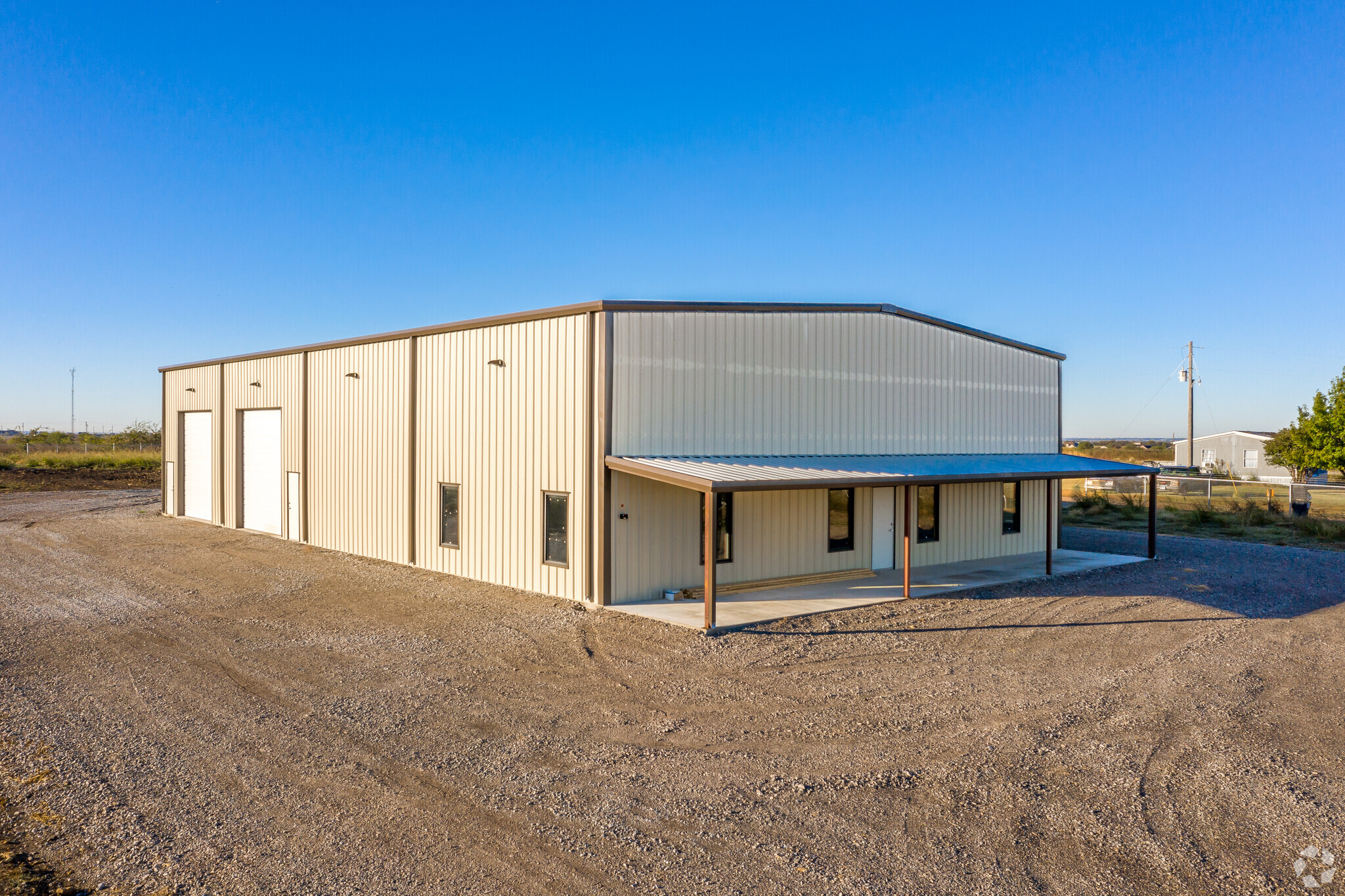 1630 Seaborn Rd, Ponder, TX for lease Building Photo- Image 1 of 2