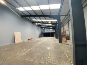 228-240 Edmiston Dr, Glasgow for lease Interior Photo- Image 2 of 3