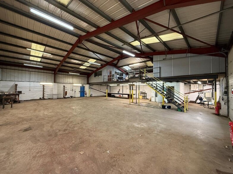 Delhi Rd, Manchester for lease - Building Photo - Image 2 of 4