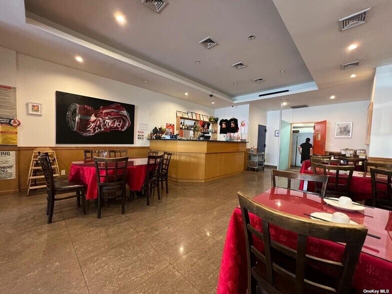 18-24 College Point Blvd, Flushing, NY à vendre - Photo du bâtiment - Image 3 de 17