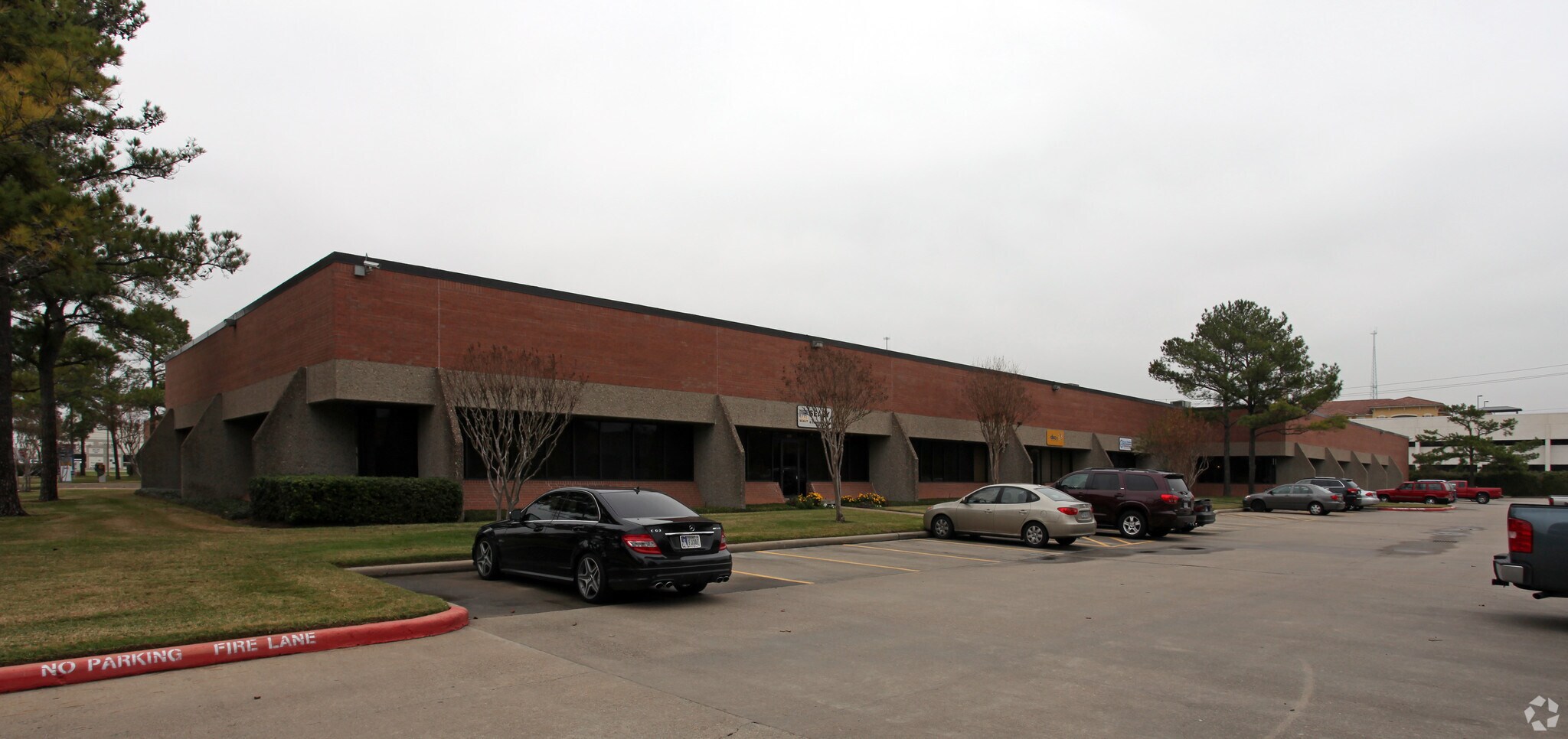 7020 Portwest Dr, Houston, TX à vendre Photo principale- Image 1 de 18