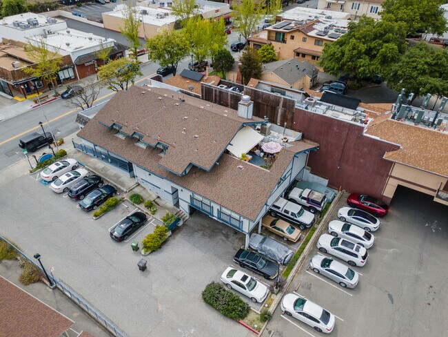 Plus de détails pour 14467 Big Basin Way, Saratoga, CA - Commerce de détail à vendre