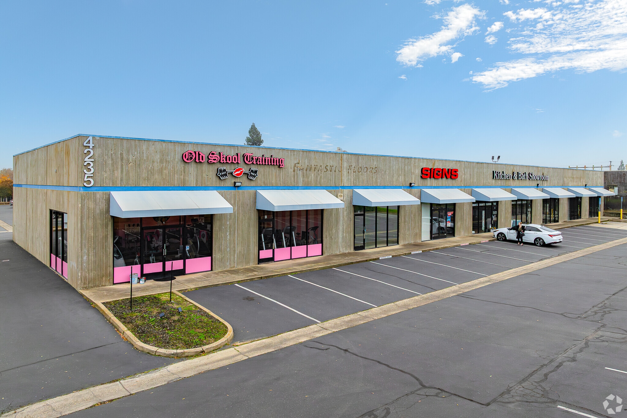 4235 Pacific St, Rocklin, CA for lease Primary Photo- Image 1 of 4