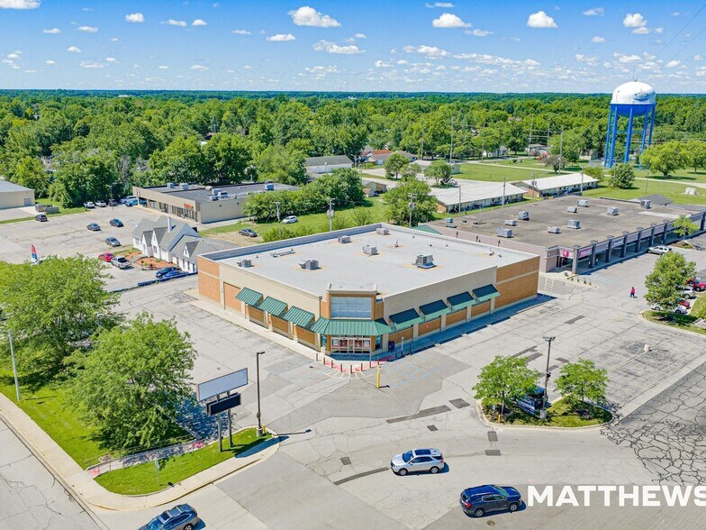 535 N Line St, Columbia City, IN à vendre - Photo du bâtiment - Image 2 de 3