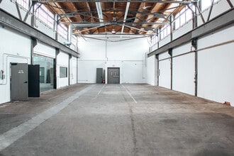 1618-1620 Central Ave NE, Minneapolis, MN for lease Interior Photo- Image 1 of 9