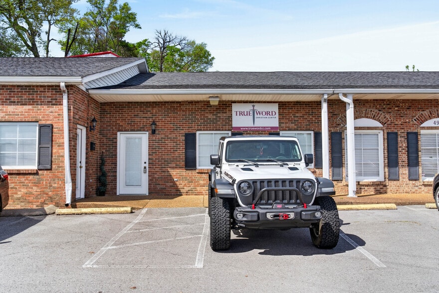 4979B Lebanon Pike, Old Hickory, TN for sale - Primary Photo - Image 1 of 1