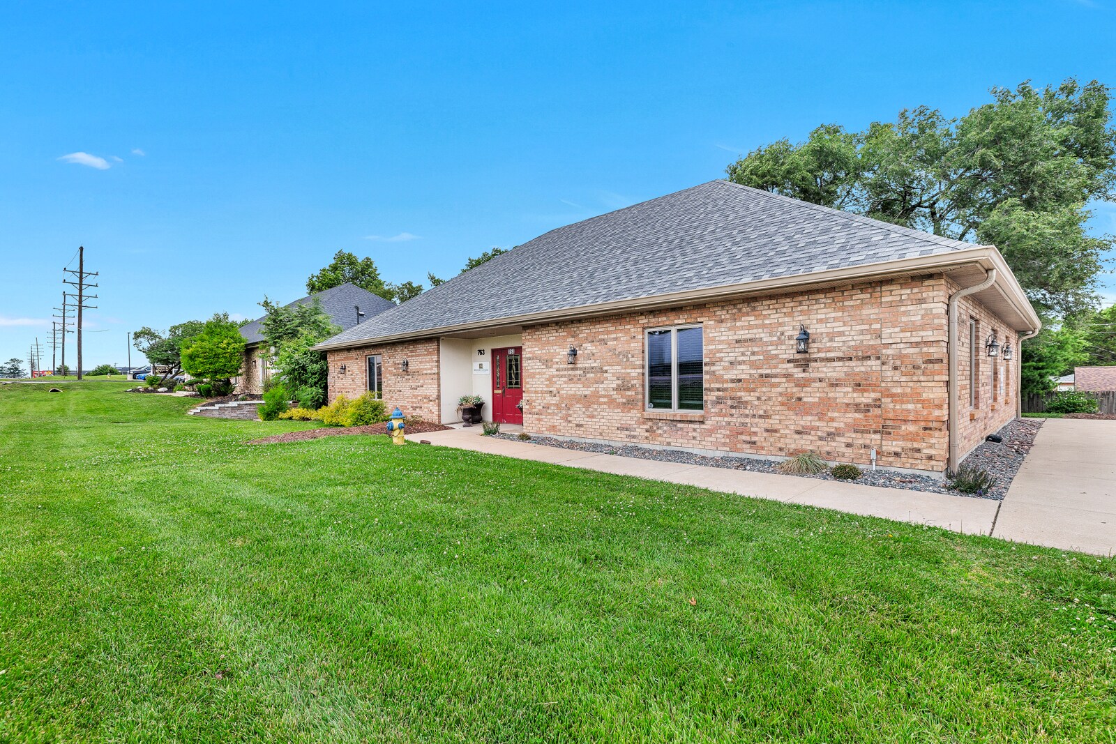 763 W Terra Ln, O'Fallon, MO à louer Photo du bâtiment- Image 1 de 20