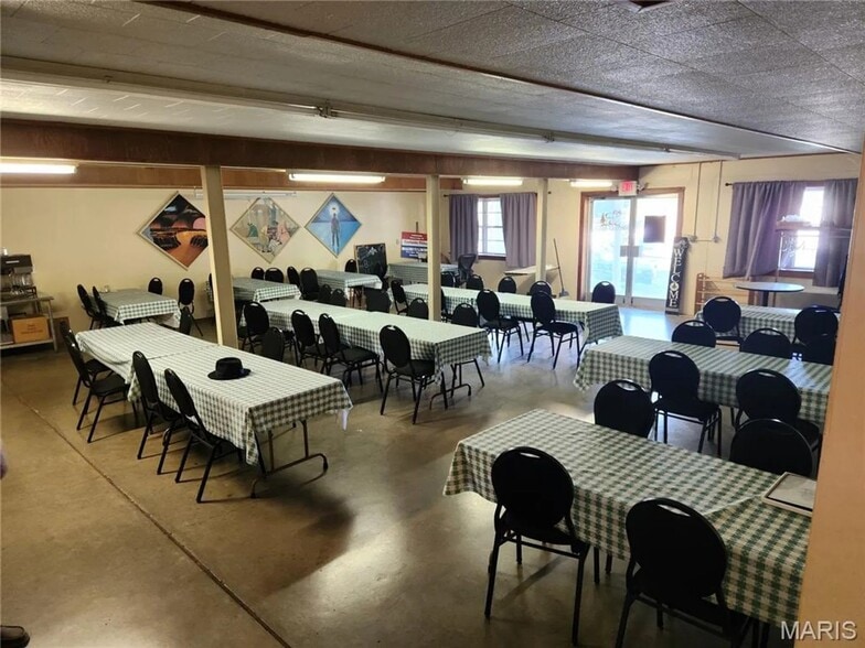 221 Federal Aid Secondary 1780, Lebanon, IL for sale - Building Photo - Image 2 of 4