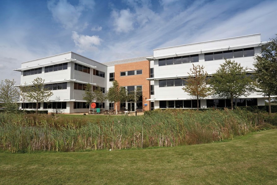 Monks Cross Dr, York à louer - Photo du bâtiment - Image 2 de 7