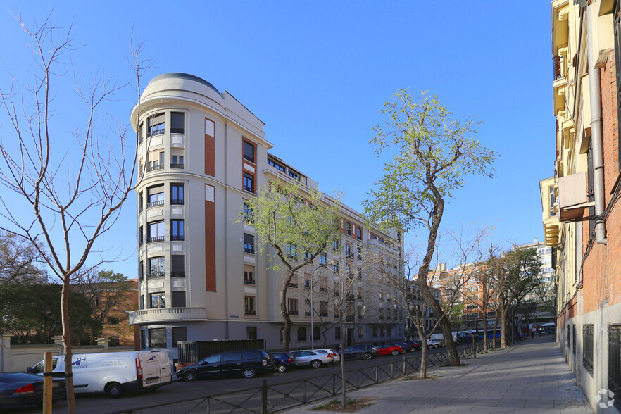 Calle Seminario de Nobles, 4, Madrid, Madrid à louer - Photo principale - Image 1 de 2