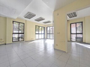 Bureau dans Majadahonda, Madrid à louer Photo intérieure- Image 2 de 9