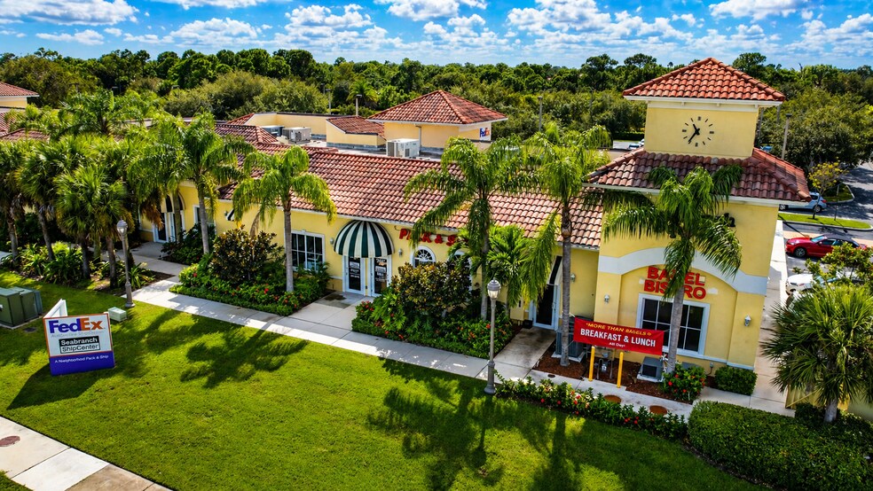 5683-5693 SE Federal Hwy, Hobe Sound, FL à louer - Photo du bâtiment - Image 2 de 6