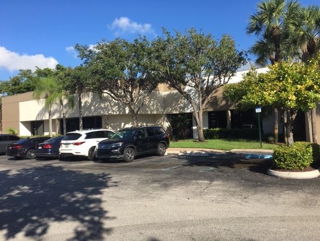 More details for 11921-12041 SW 144th St, Miami, FL - Flex for Lease
