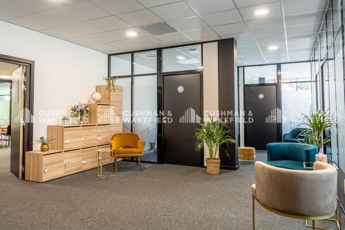 15 Avenue André Diligent, Roubaix for lease Interior Photo- Image 1 of 13