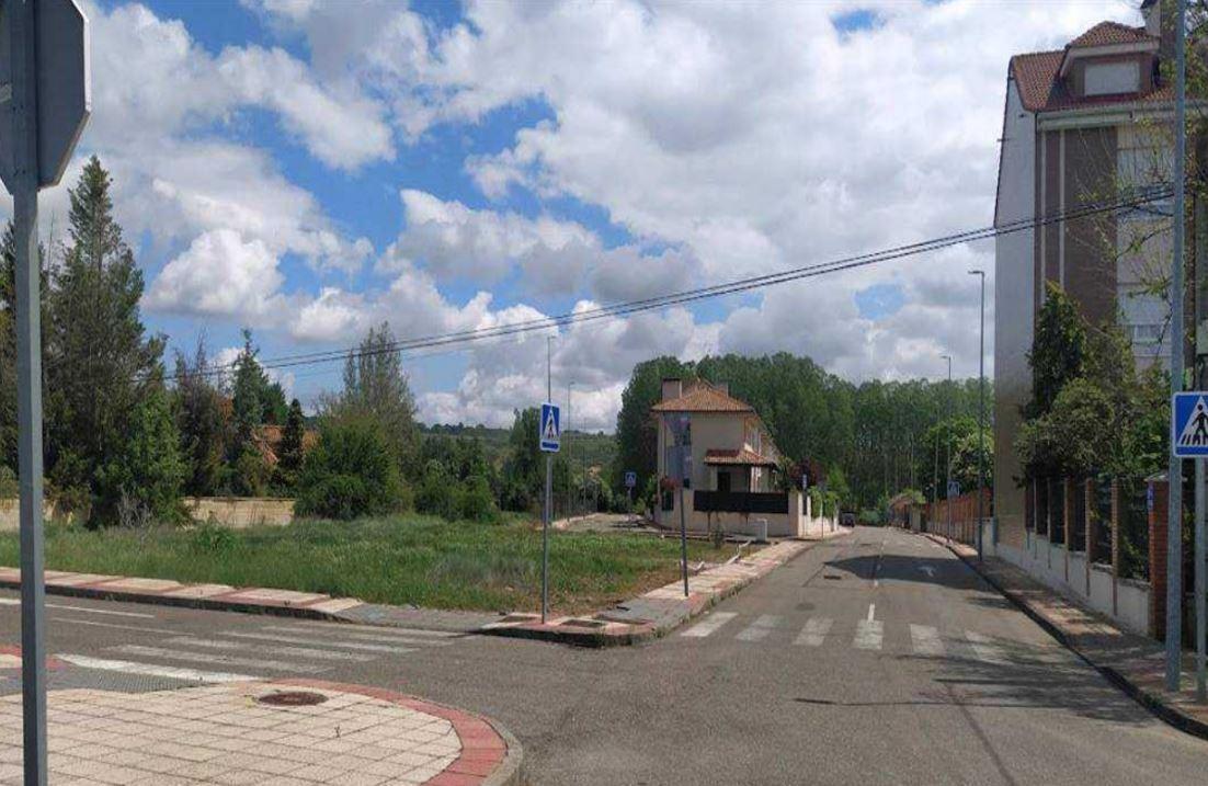 Caboalles, 112, Sariegos, León for sale Primary Photo- Image 1 of 10