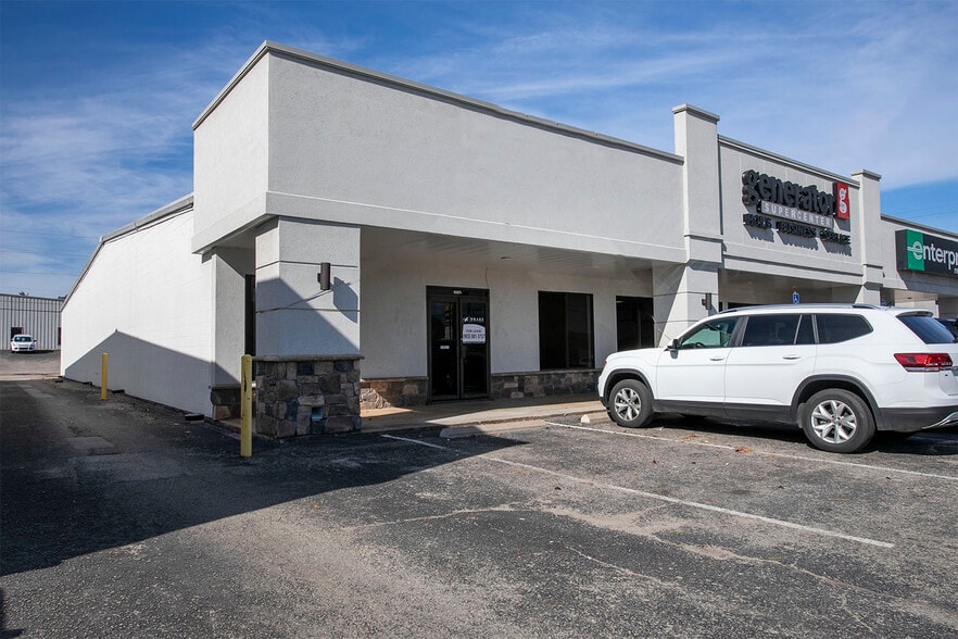 3221-3225 S SW Loop 323, Tyler, TX for sale - Building Photo - Image 2 of 10
