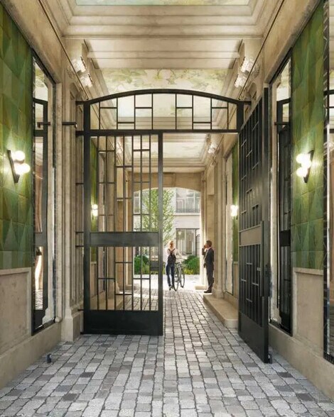 33 Rue De Miromesnil, Paris à louer - Photo du bâtiment - Image 3 de 23