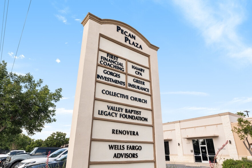 1259 N Stuart Place Rd, Harlingen, TX for lease - Primary Photo - Image 1 of 36