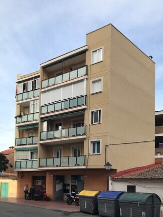 Plus de détails pour Commerce de détail à louer