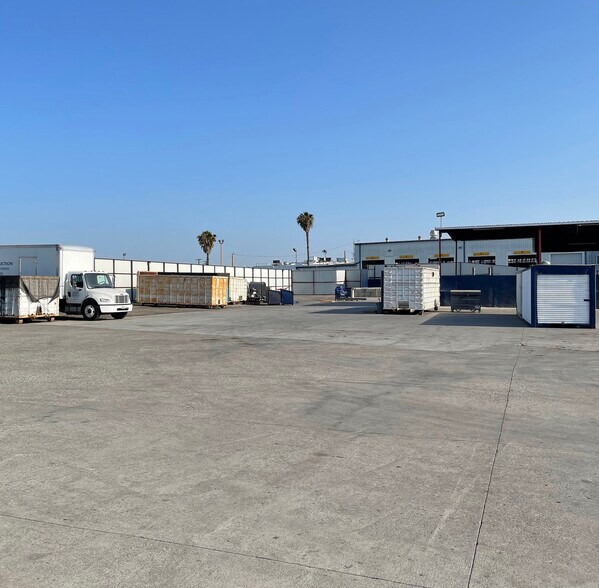 15001 S San Pedro, Gardena, CA à vendre - Photo du bâtiment - Image 3 de 5