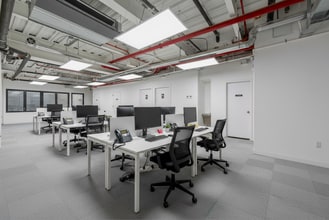 3224 Steinway St, Astoria, NY for lease Interior Photo- Image 1 of 5