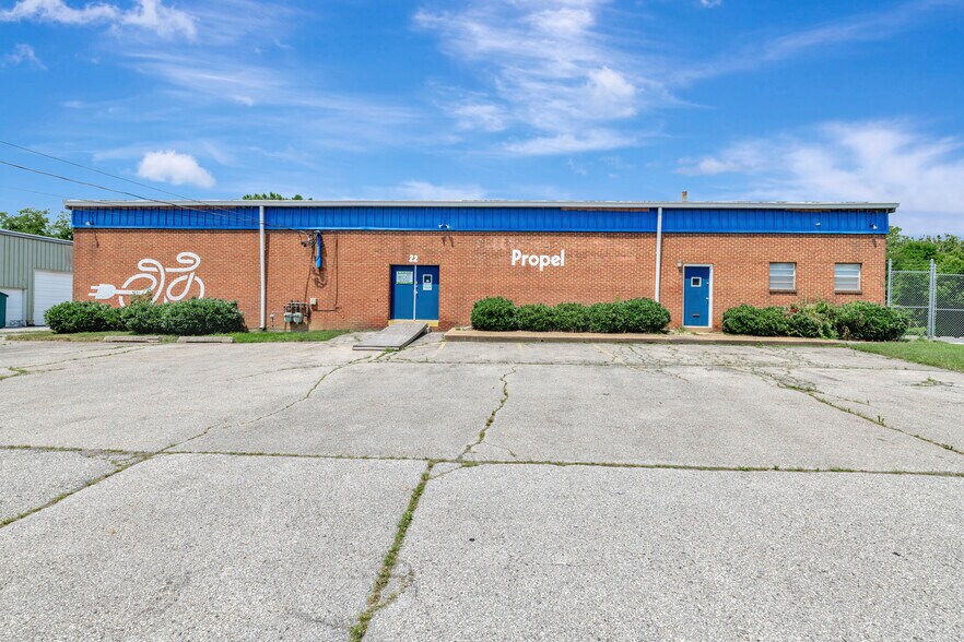 22 Germay Dr, Wilmington, DE à louer - Photo du bâtiment - Image 2 de 15