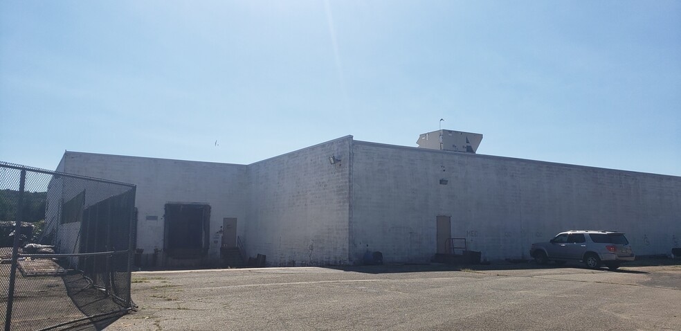 429 Rockaway Valley Rd, Boonton, NJ for lease - Building Photo - Image 3 of 10