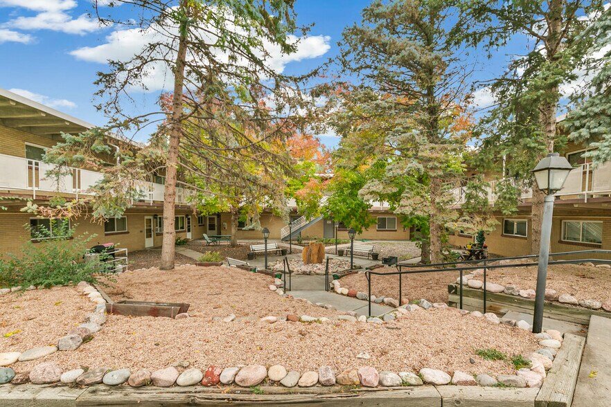 4085 Harlan St, Wheat Ridge, CO à vendre - Photo du bâtiment - Image 2 de 37