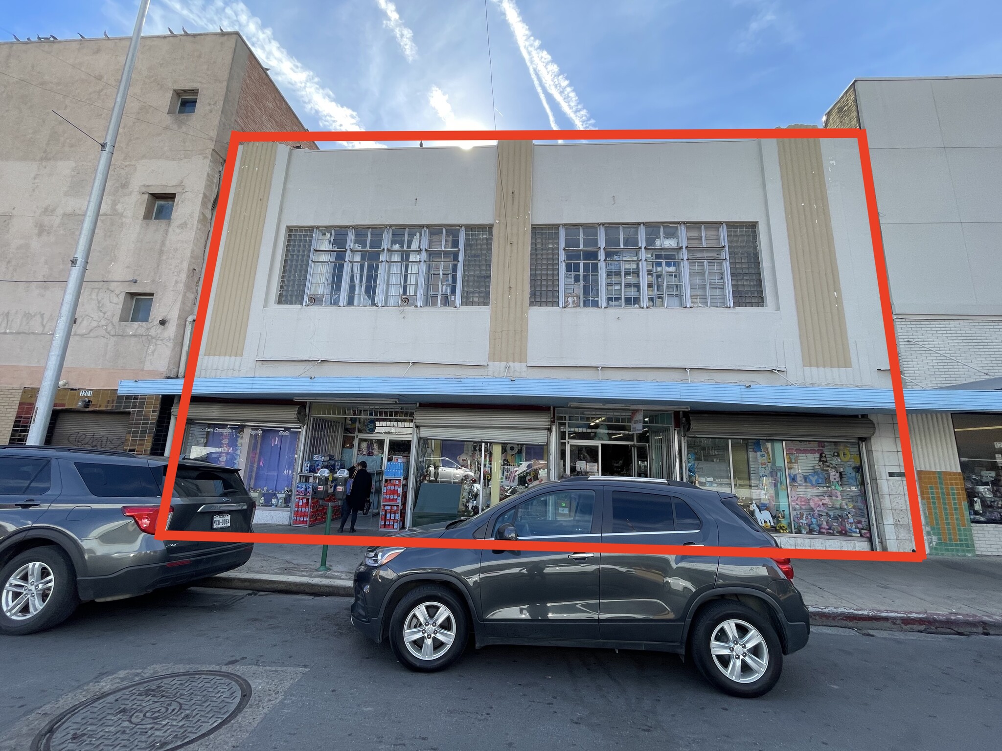 DOWNTOWN Laredo Retail Portfolio portfolio of 4 properties for sale on LoopNet.ca Building Photo- Image 1 of 53