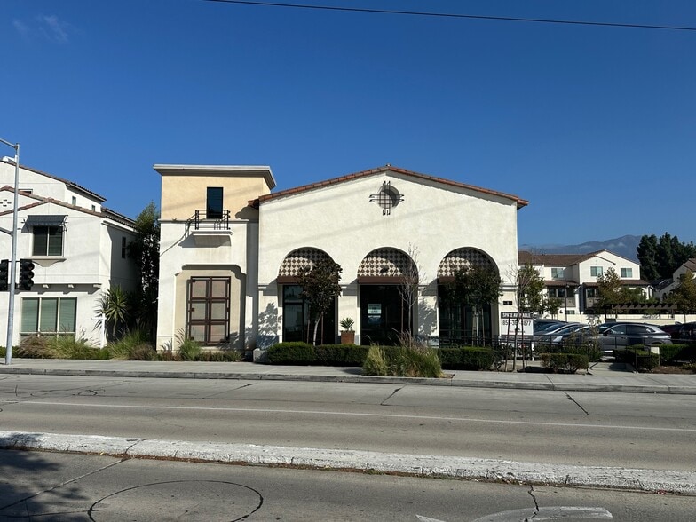 17 Las Tunas Dr, Arcadia, CA for lease - Building Photo - Image 2 of 7