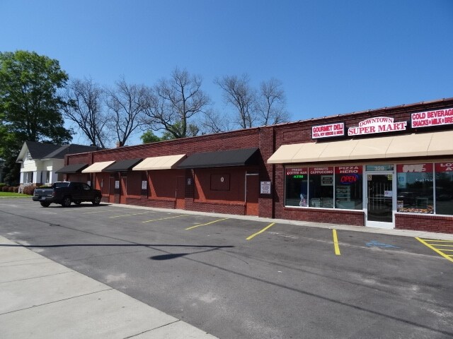 323-329 Person St, Fayetteville, NC à louer Photo principale- Image 1 de 13