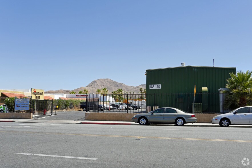 68415 Perez Rd, Cathedral City, CA à vendre - Photo du bâtiment - Image 2 de 11