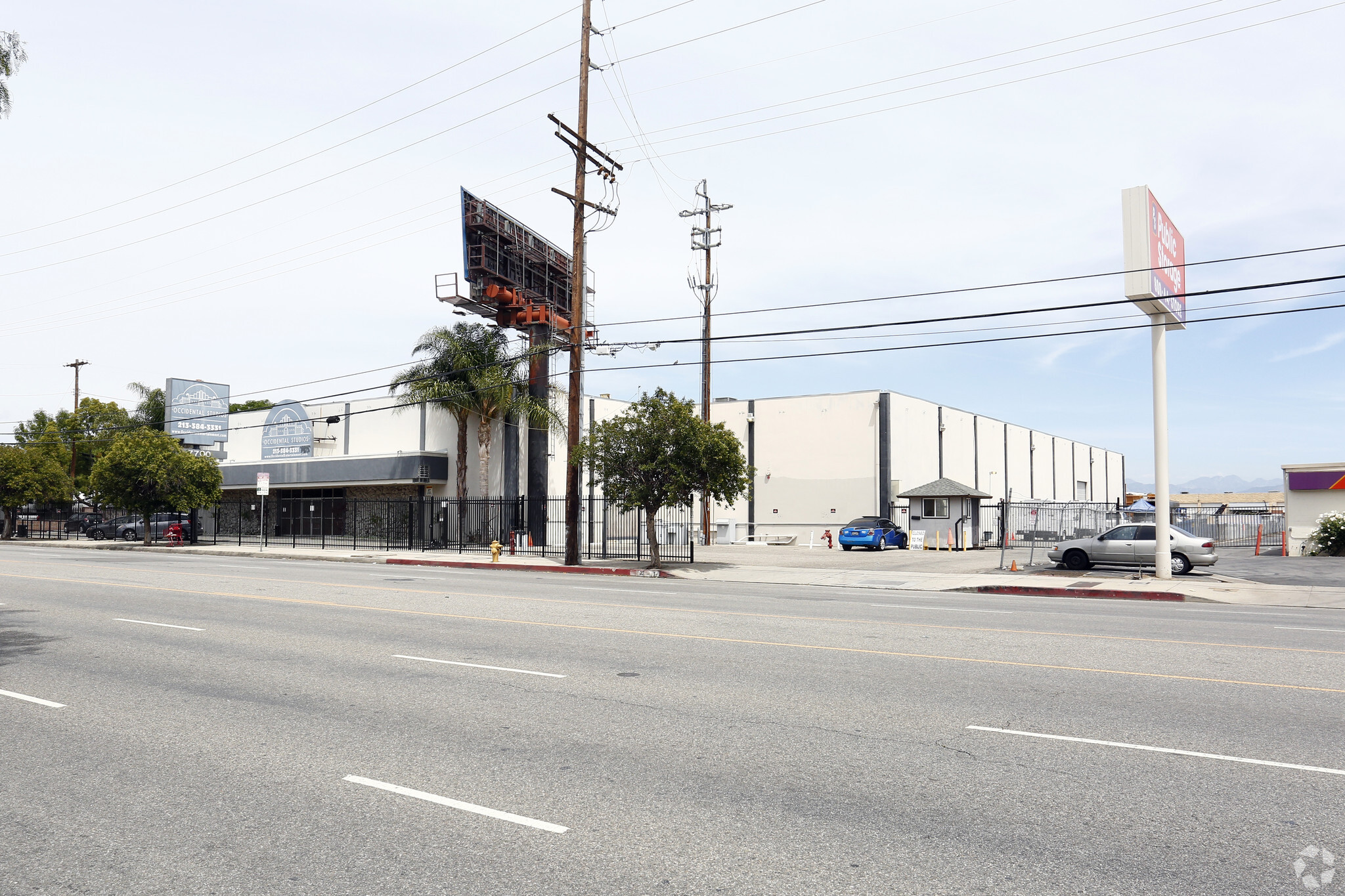 7700 Balboa Blvd, Van Nuys, CA for sale Primary Photo- Image 1 of 1