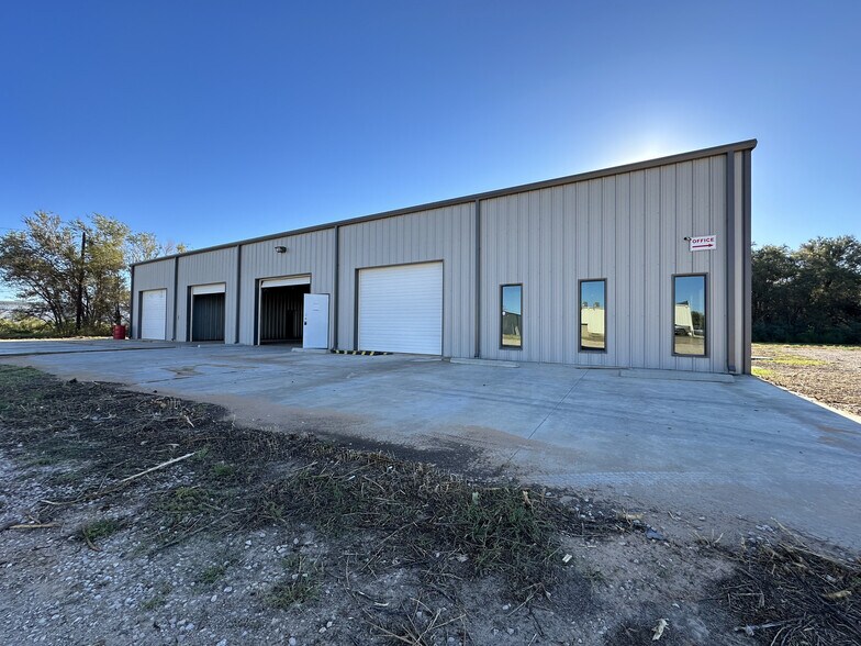 1811 Lubbock Hwy, Lamesa, TX à vendre - Photo principale - Image 1 de 9