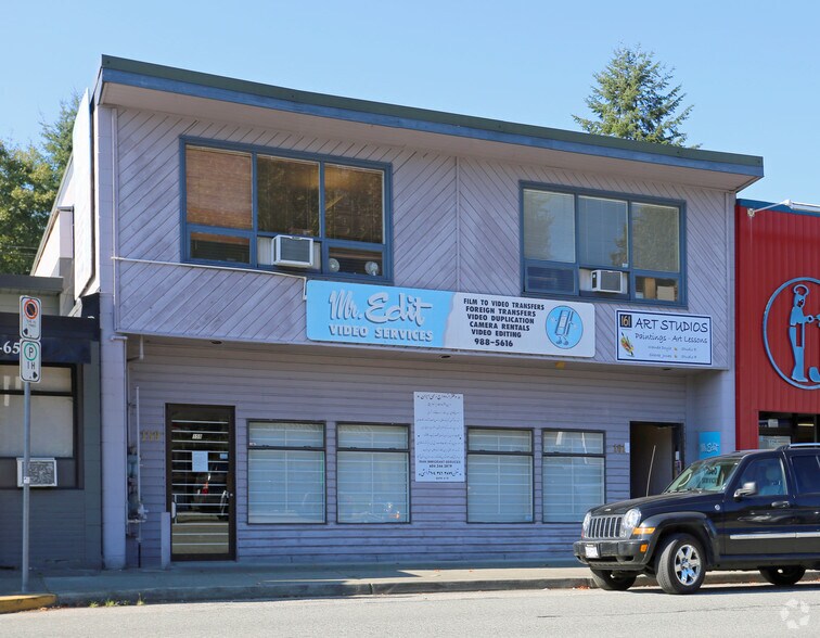 159-161 Pemberton Ave, North Vancouver, BC à vendre - Photo principale - Image 1 de 1