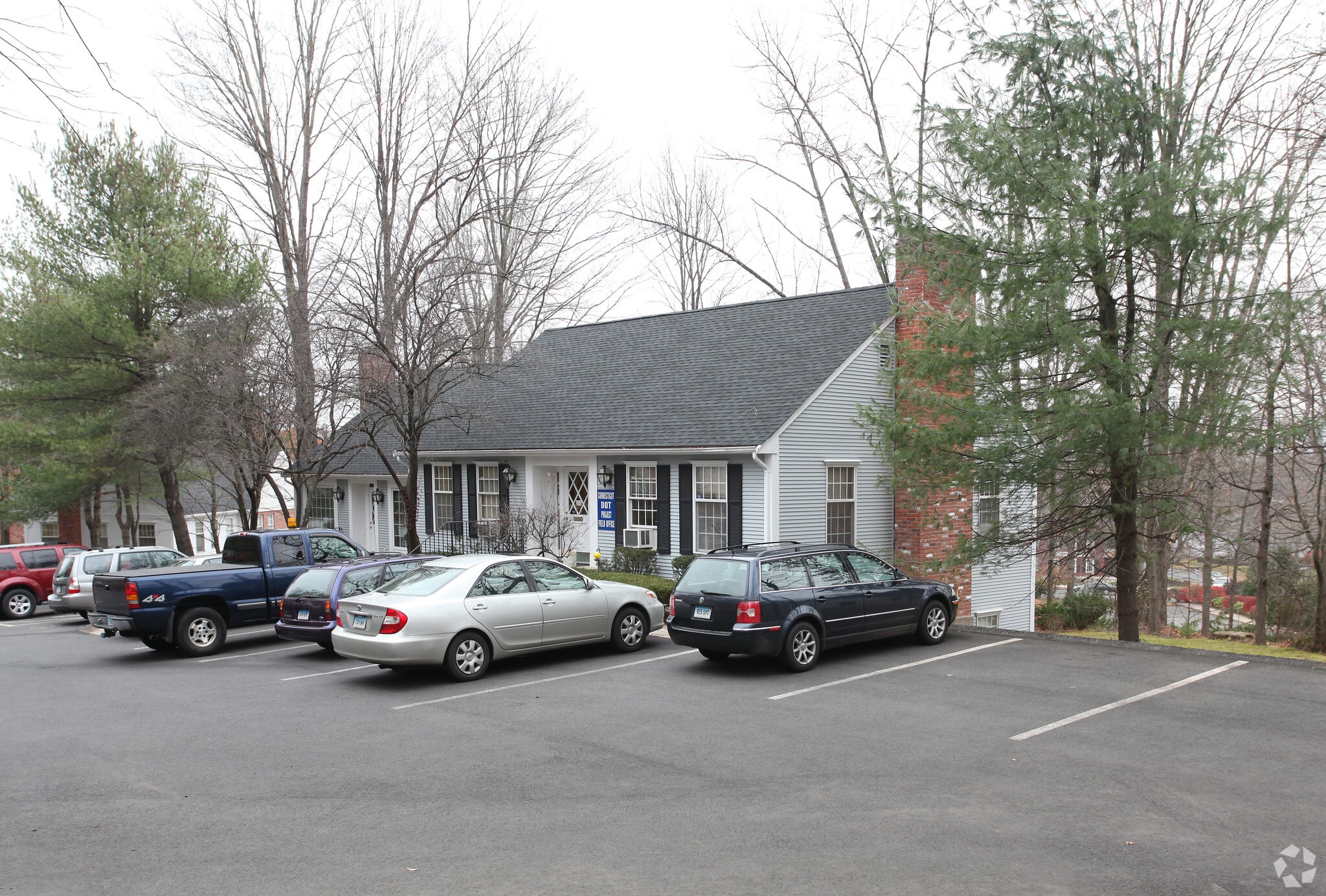 45 W Main St, Avon, CT for sale Primary Photo- Image 1 of 8