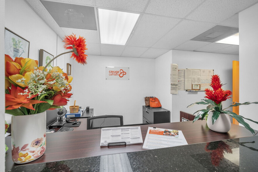 8900 SW 107th Ave, Miami, FL à louer - Photo intérieure - Image 2 de 15