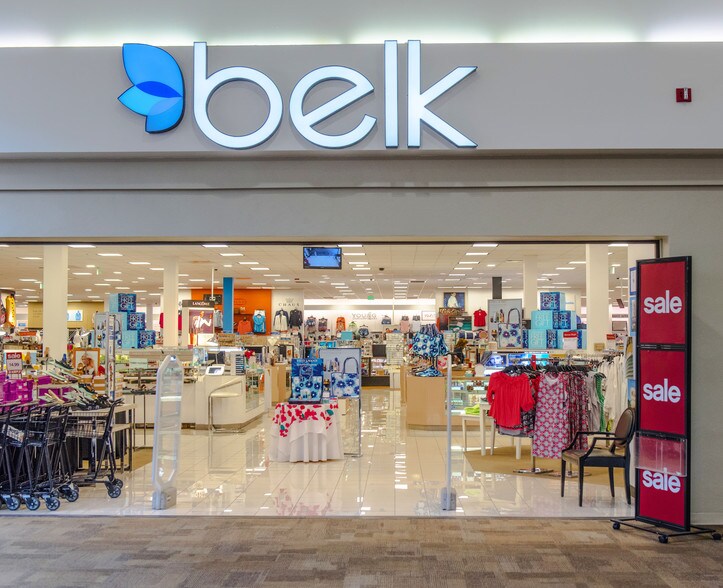 458 Virginia Ave N, Tifton, GA à louer - Photo du bâtiment - Image 2 de 11