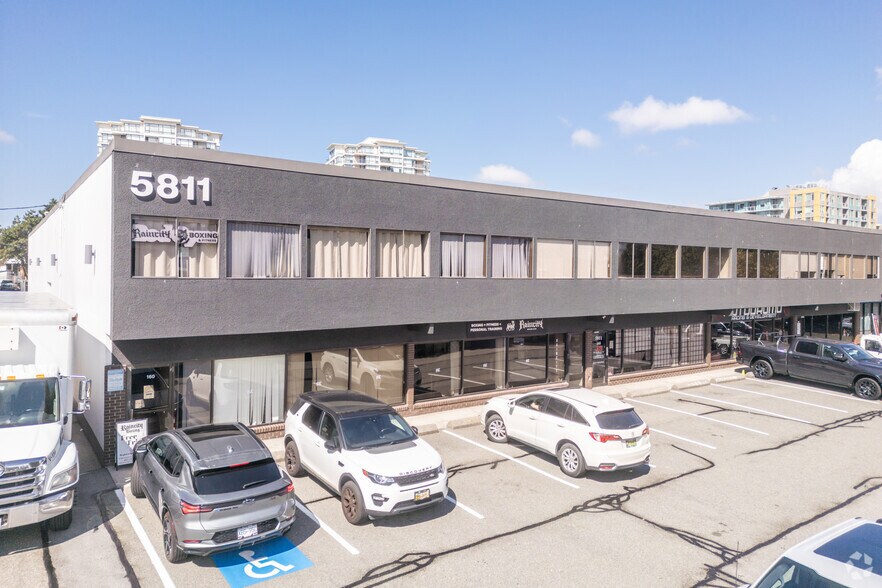 5811 Cedarbridge Way, Richmond, BC for lease - Building Photo - Image 1 of 3