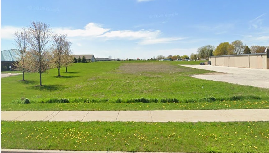 East Ave, Lomira, WI for sale Primary Photo- Image 1 of 3